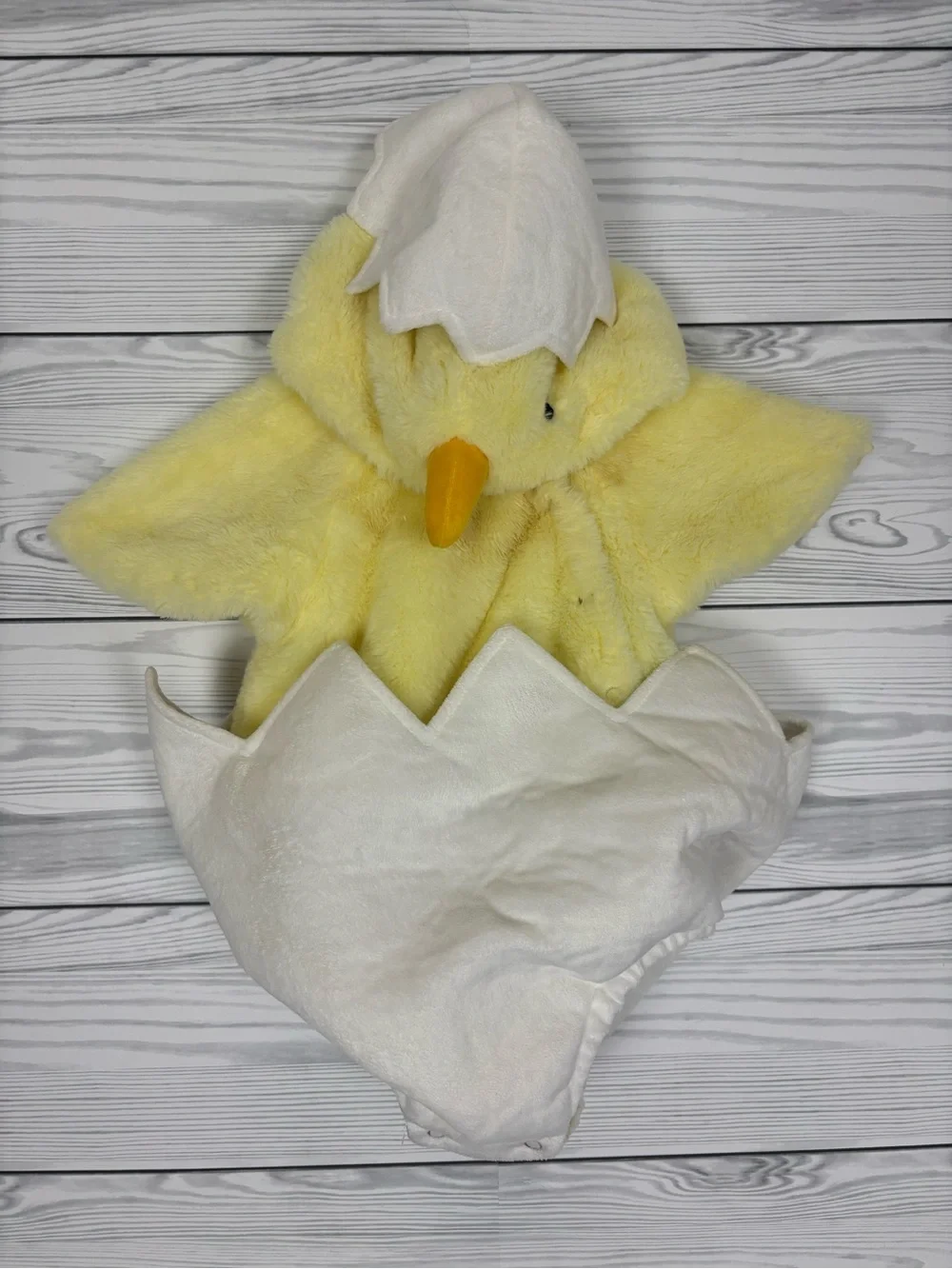 Pottery Barn Kids Baby Egg Chick hatchling Halloween costume size 6-12 months